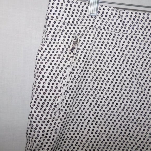 IZOD GOLF Womens 16 White Black Dots Shorts - Picture 3 of 8